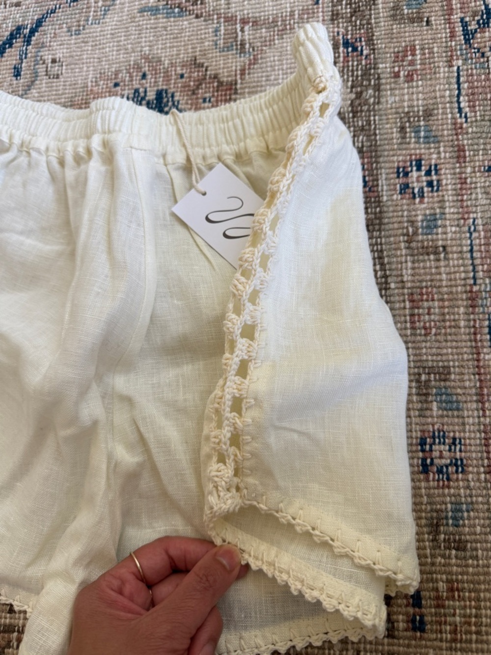 Maurie + Eve Ivory Scalloped High-Waist Linen Shorts - Picture 3 of 4